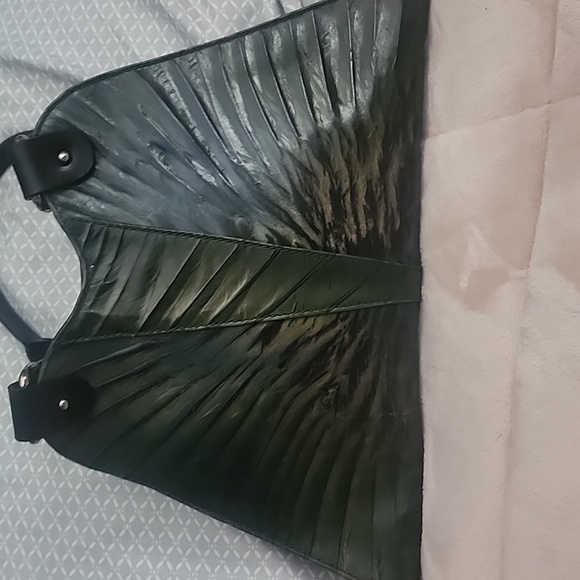 Fendi- Olive Trapezio bag - Picture 5 of 8